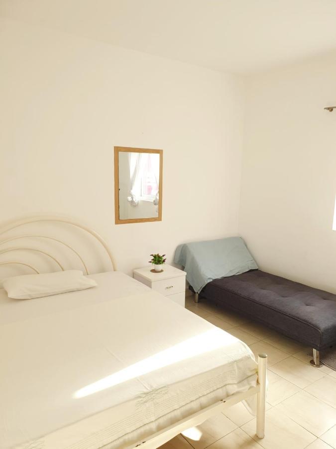 Guest House Mangui Baxu Rooms & Apartment Tarrafal  Bagian luar foto