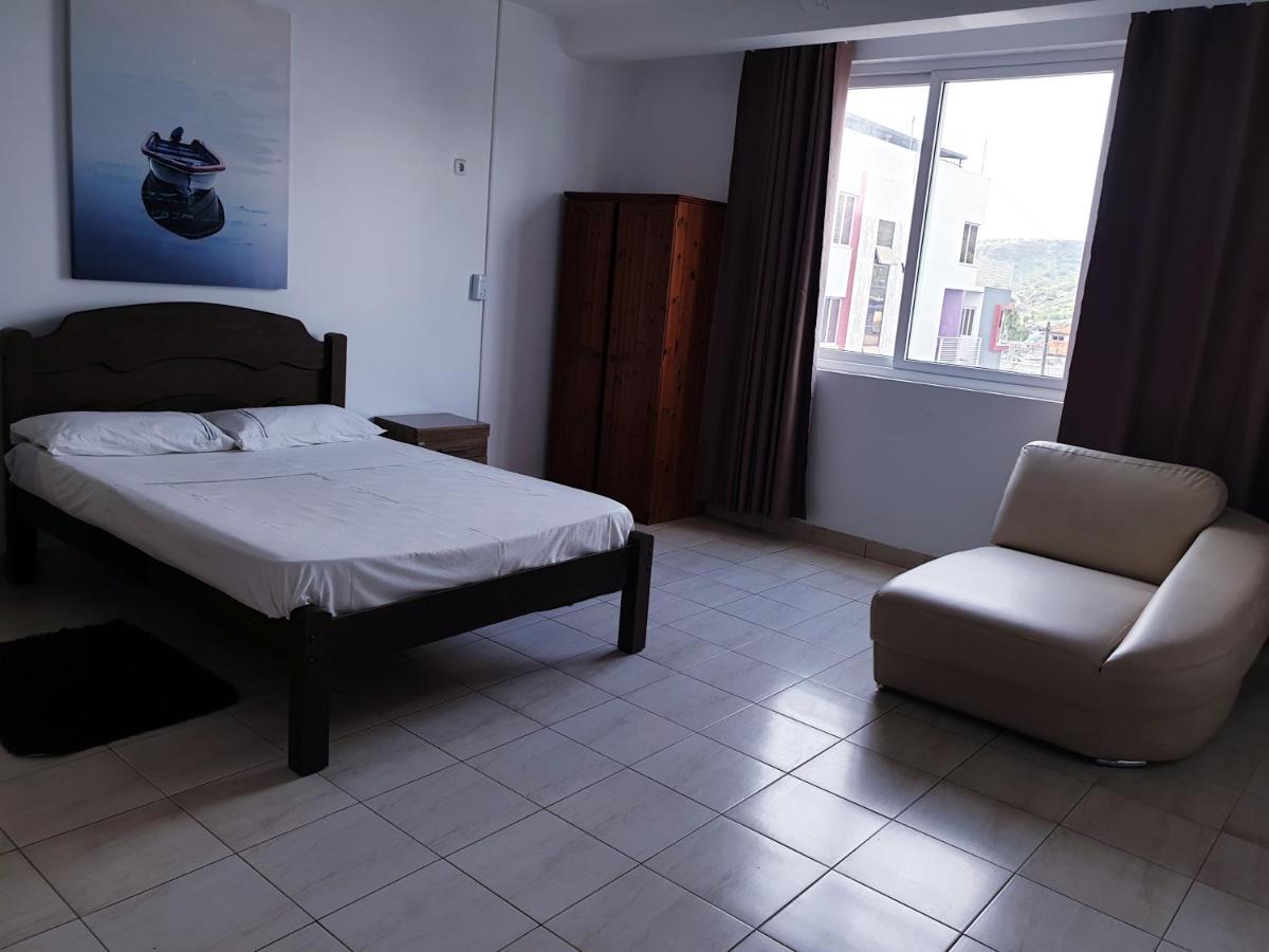 Guest House Mangui Baxu Rooms & Apartment Tarrafal  Bagian luar foto